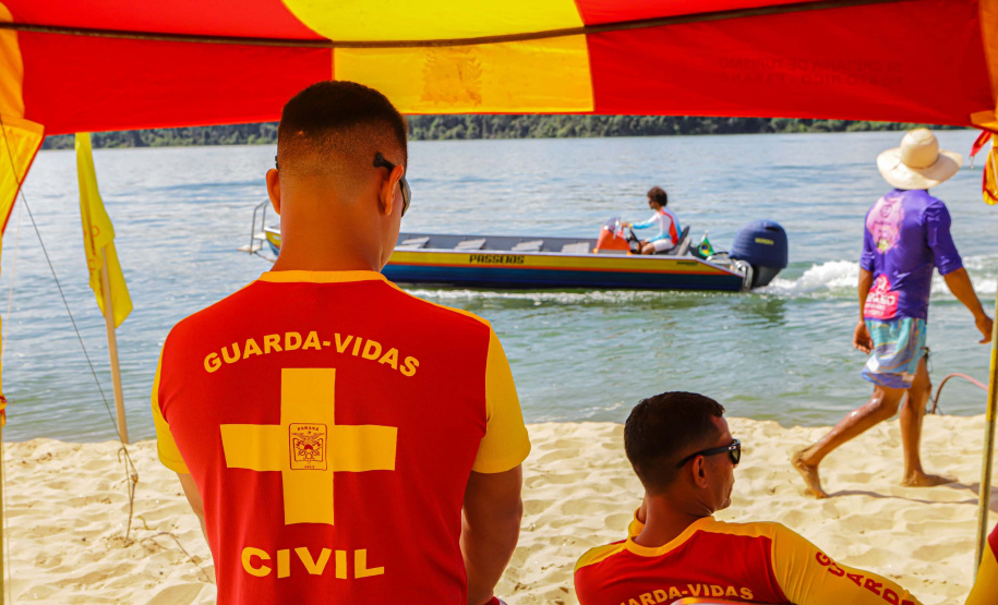 Prainhas do Noroeste não registram afogamentos em áreas protegidas por guarda-vidas