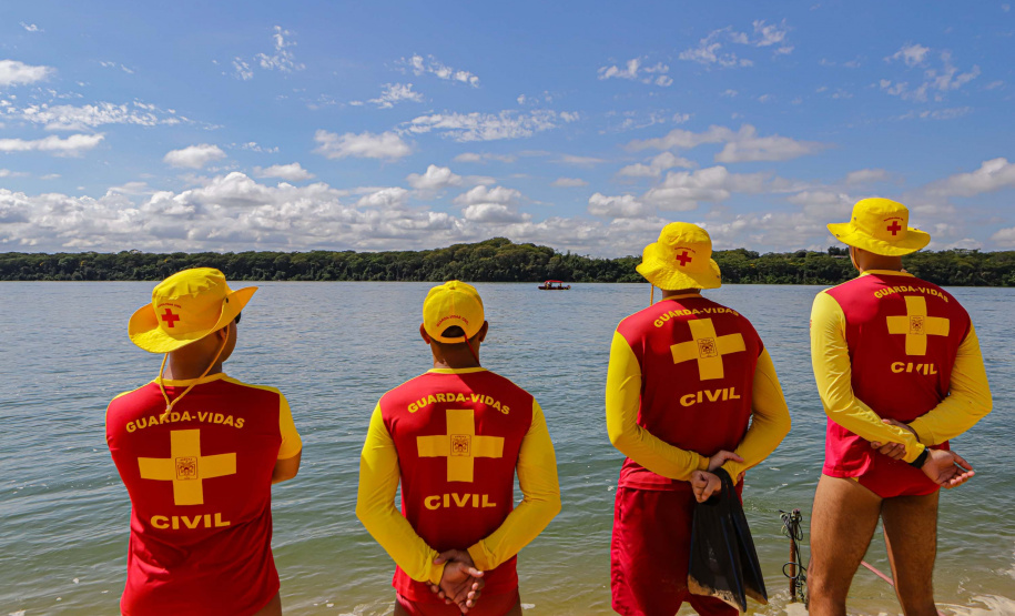 Prainhas do Noroeste não registram afogamentos em áreas protegidas por guarda-vidas