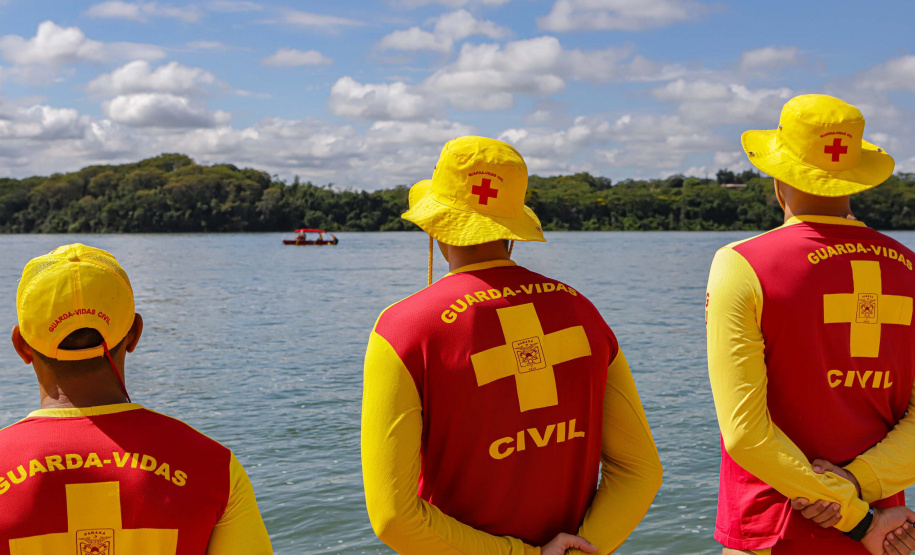 Prainhas do Noroeste não registram afogamentos em áreas protegidas por guarda-vidas