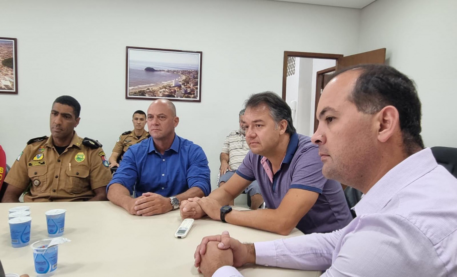 Secretaria de Segurança Pública apresenta ações do verão e aproxima contato com Guaratuba