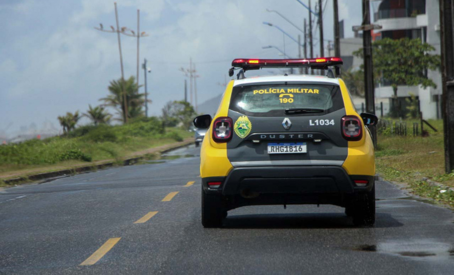 Em um mês, PM atende 3.790 ocorrências no Litoral e entrega 11,5 mil pulseirinhas para crianças