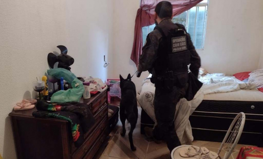 PCPR cumpre seis ordens judiciais em investigação de homicídio ocorrido em Pontal do Paraná