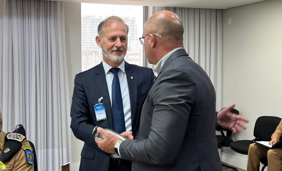 Secretário Hudson se reúne com representantes das associações da PMPR e CBM