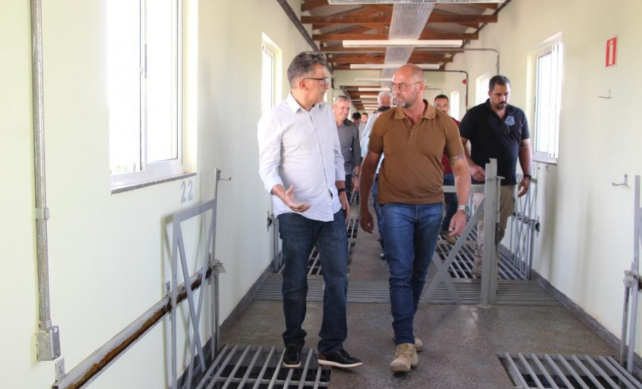 O secretário da Segurança Pública do Paraná, Hudson Leôncio Teixeira, esteve na região Oeste, nesta semana, para contato direto com as forças de segurança pública e lideranças, tratativas de temas da Pasta e reconhecimento de obras em andamento.