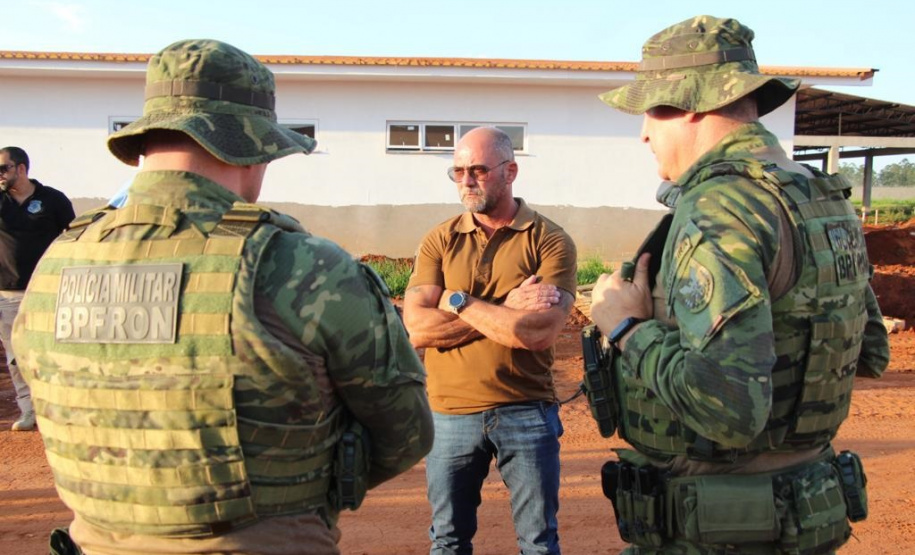 O secretário da Segurança Pública do Paraná, Hudson Leôncio Teixeira, esteve na região Oeste, nesta semana, para contato direto com as forças de segurança pública e lideranças, tratativas de temas da Pasta e reconhecimento de obras em andamento.