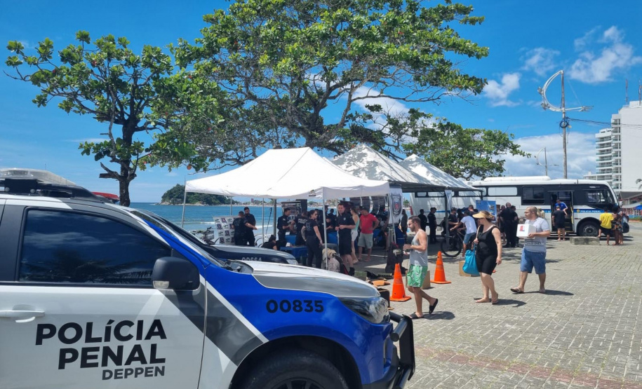Exposição mostra o trabalho da Polícia Penal e a aproxima da comunidade de Guaratuba