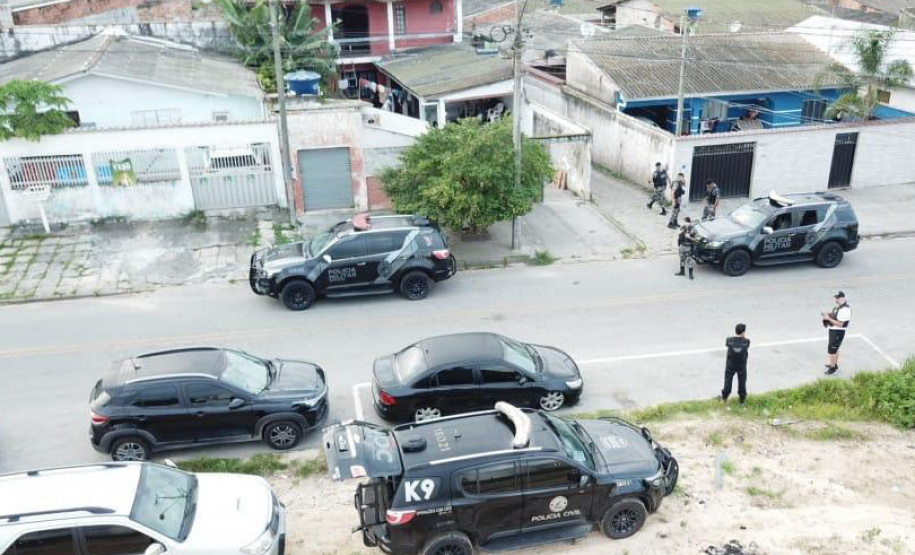 Operação das polícias Civil e Militar em Paranaguá mira grupo ligado a homicídios e tráfico