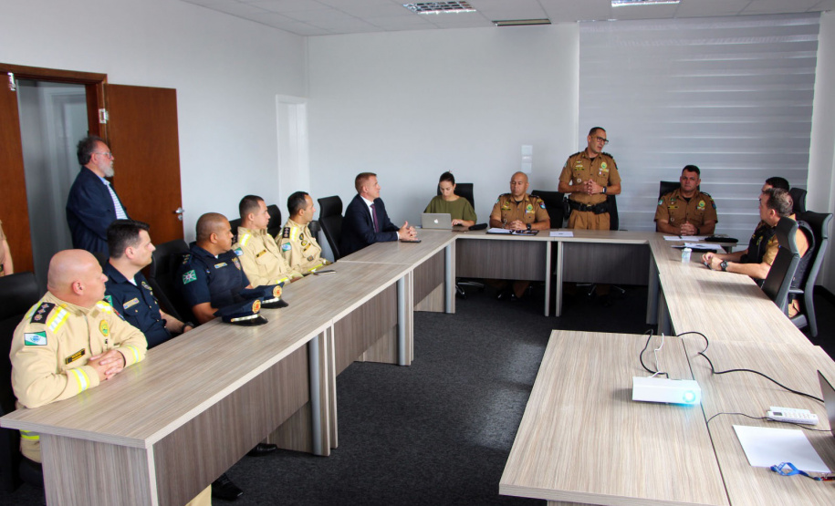 Com equipes do Interior, PM reforça operação para garantir sossego no Carnaval de Curitiba