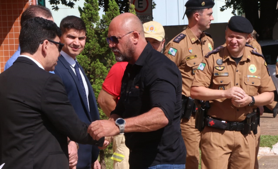 Secretário Hudson se encontra com forças de segurança e autoridades em Umuarama