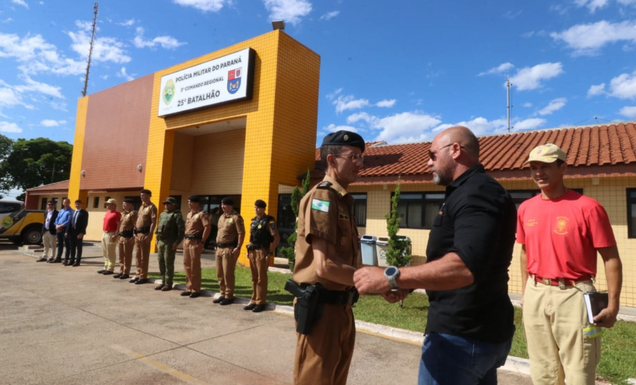 Secretário Hudson se encontra com forças de segurança e autoridades em Umuarama