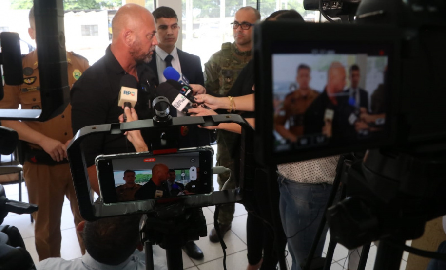 Secretário Hudson se encontra com forças de segurança e autoridades em Umuarama