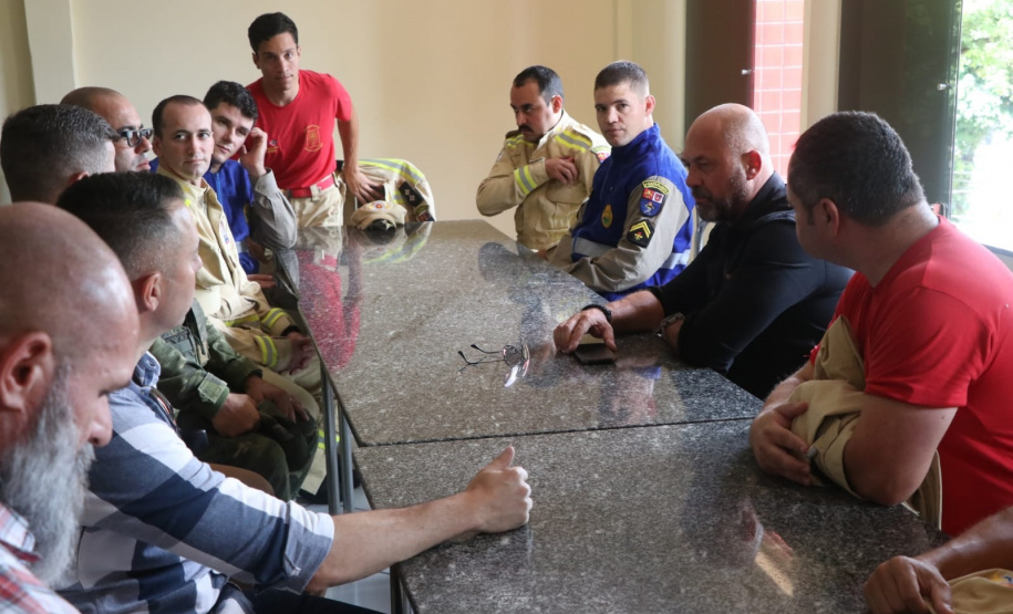 Secretário Hudson se encontra com forças de segurança e autoridades em Umuarama