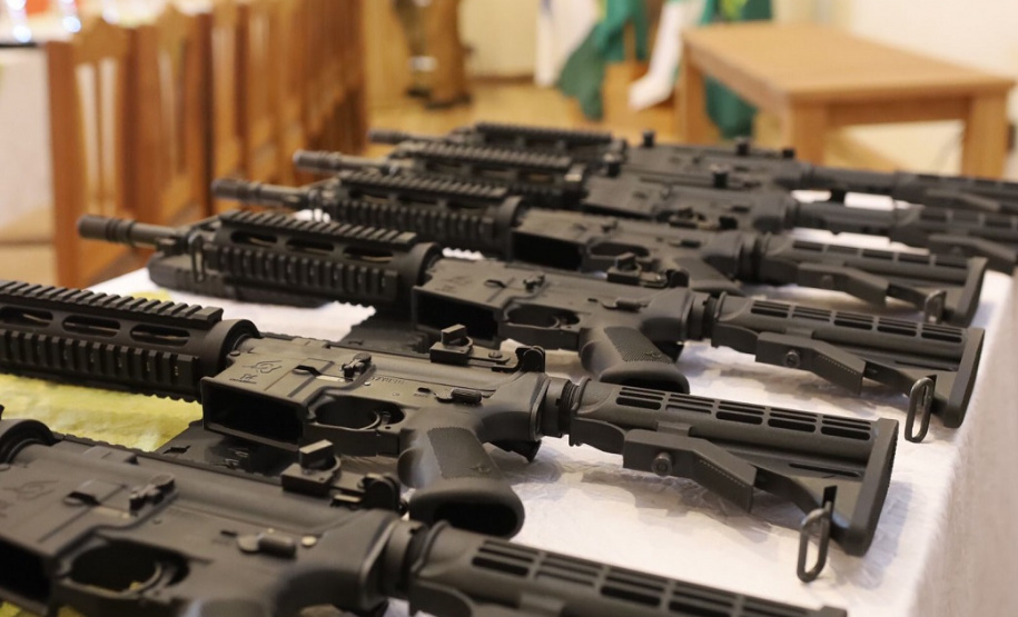 Secretário Hudson entrega novo armamento para região centro-sul