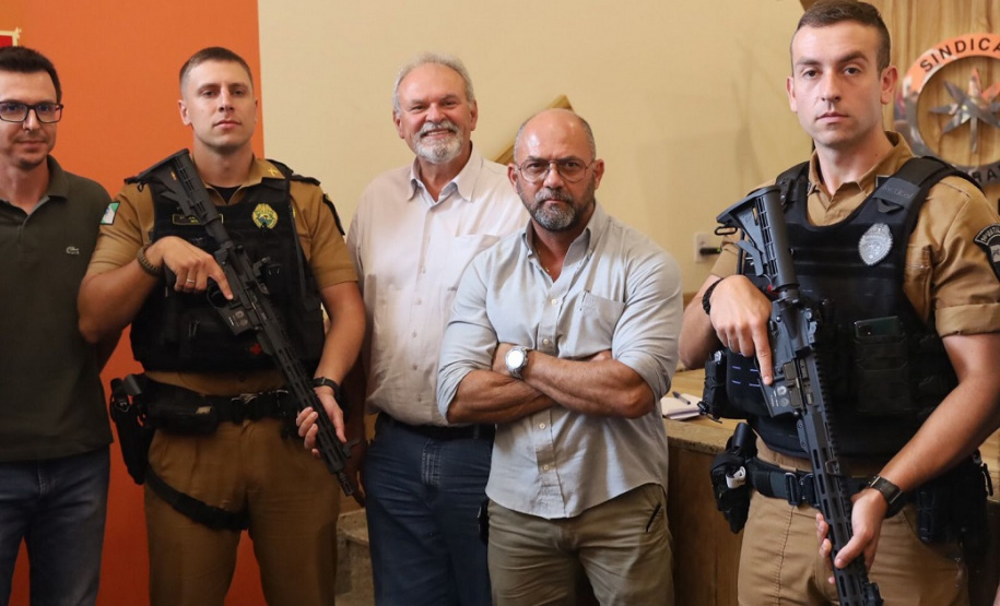 Secretário Hudson entrega novo armamento para região centro-sul