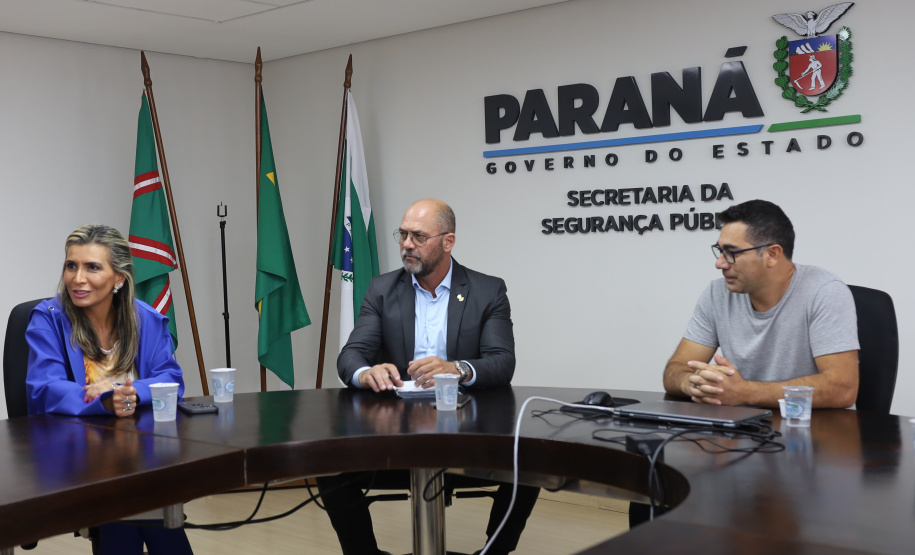 Secretário da segurança recebe deputada Flávia Francischini