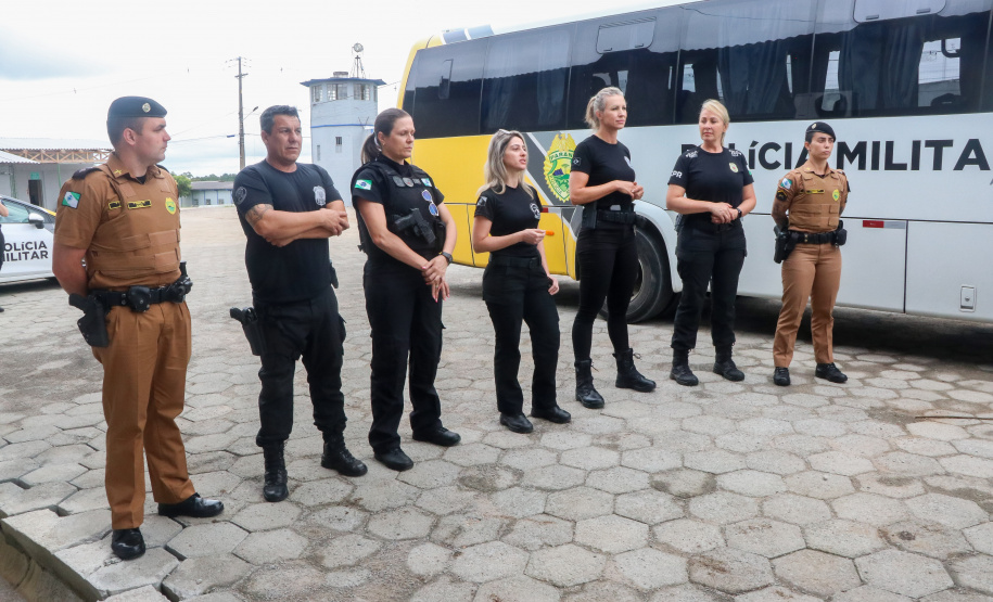 Integração: futuros praças da PM conhecem atuação da Polícia Penal no complexo de Piraquara