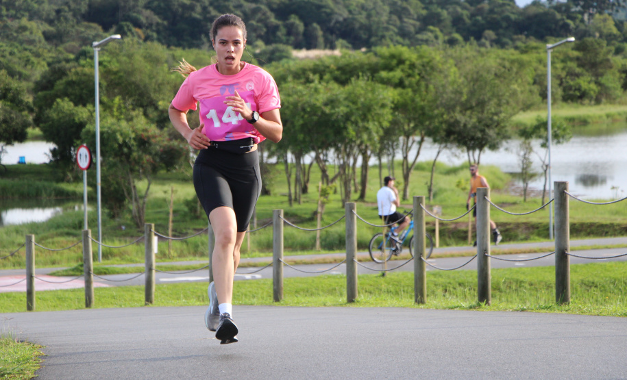 PMPR reúne centenas de policiais femininas na 1ª Corrida do Dia Internacional da Mulher