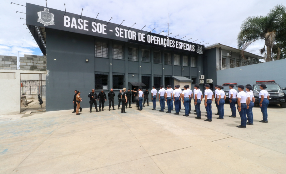 Integração: futuros praças da PM conhecem atuação da Polícia Penal no complexo de Piraquara