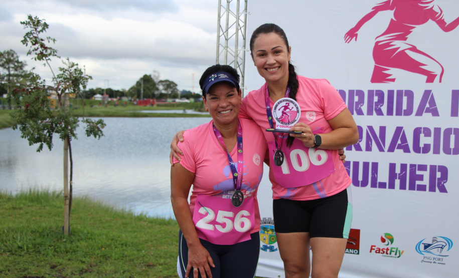 PMPR reúne centenas de policiais femininas na 1ª Corrida do Dia Internacional da Mulher