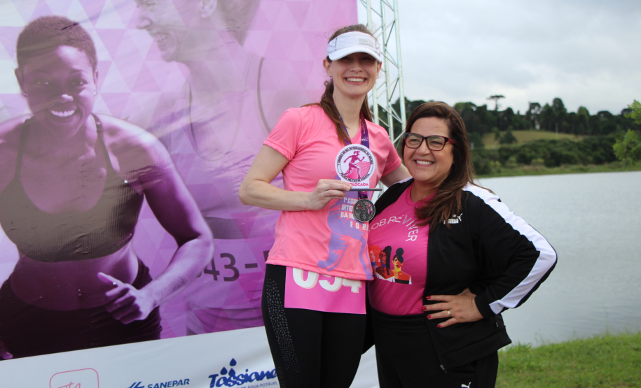PMPR reúne centenas de policiais femininas na 1ª Corrida do Dia Internacional da Mulher