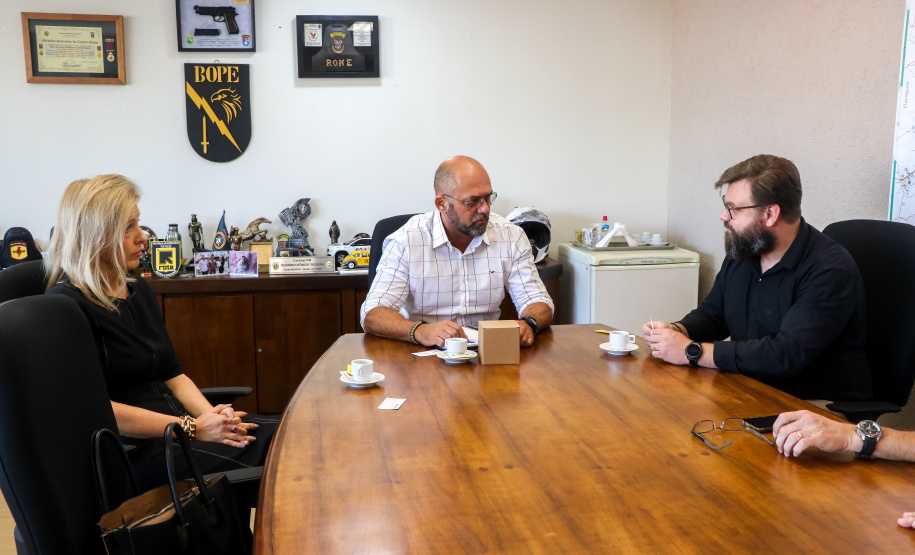 Secretário da Segurança Pública recebe visita da cônsul-geral da Polônia, Marta Olkowska