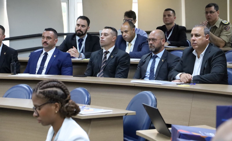 Secretário Hudson marca presença no 7° encontro do Consórcio de Integração Sul e Sudeste - COSUD