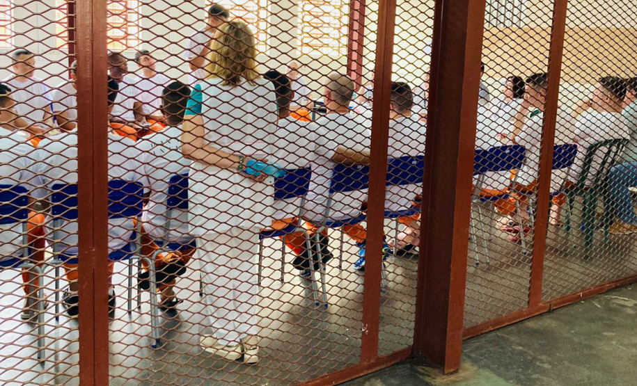 Projeto de leitura em Maringá leva clássicos da literatura mundial para custodiados