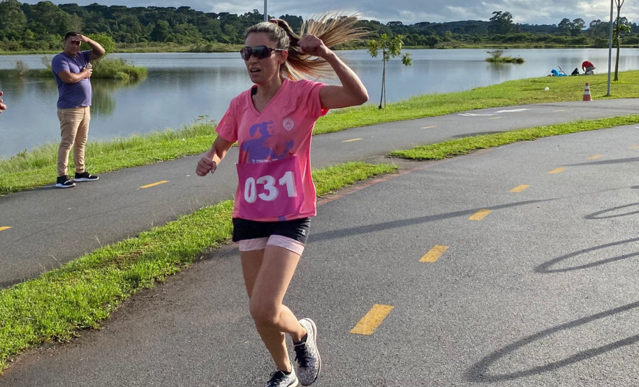 PMPR reúne centenas de policiais femininas na 1ª Corrida do Dia Internacional da Mulher