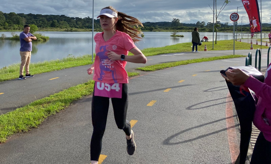 PMPR reúne centenas de policiais femininas na 1ª Corrida do Dia Internacional da Mulher