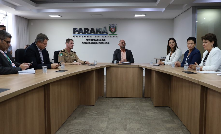 Secretário se reúne com Deputadas Estaduais para debater assuntos relacionado a segurança da Mulher