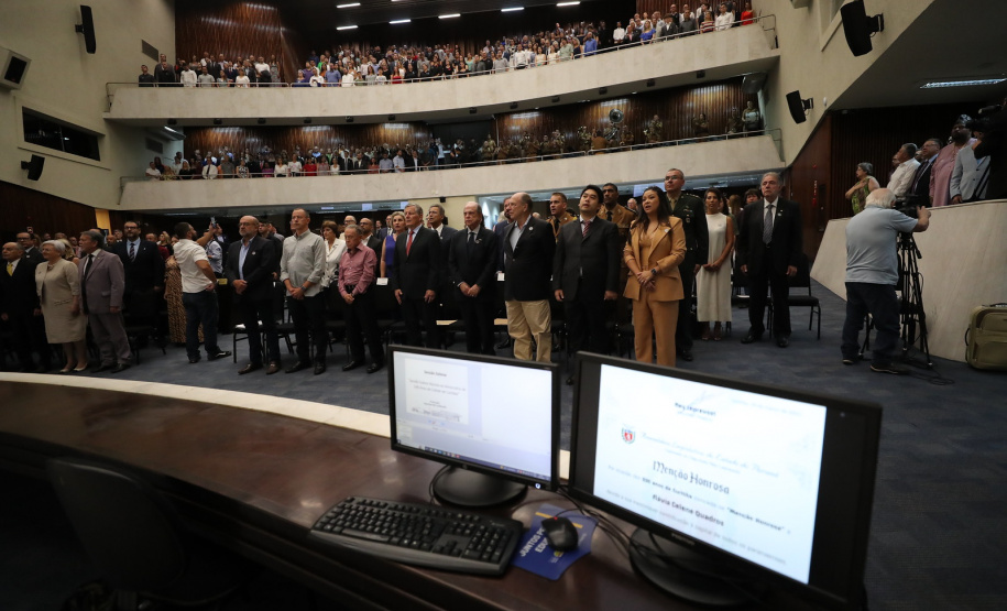Secretário participa de homenagem dos 330 anos de Curitiba na Assembleia Legislativa do Paraná