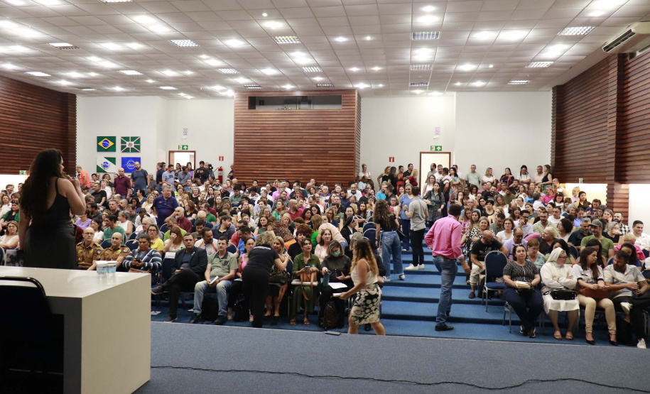 Começa treinamento para diretores da rede estadual com foco na segurança escolar