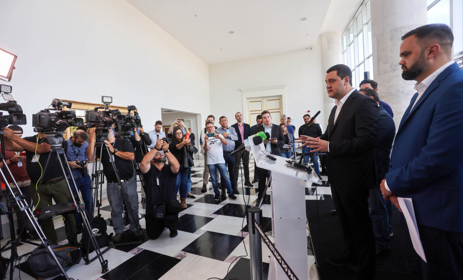 Governador anuncia pacote de ações de prevenção à violência nas escolas