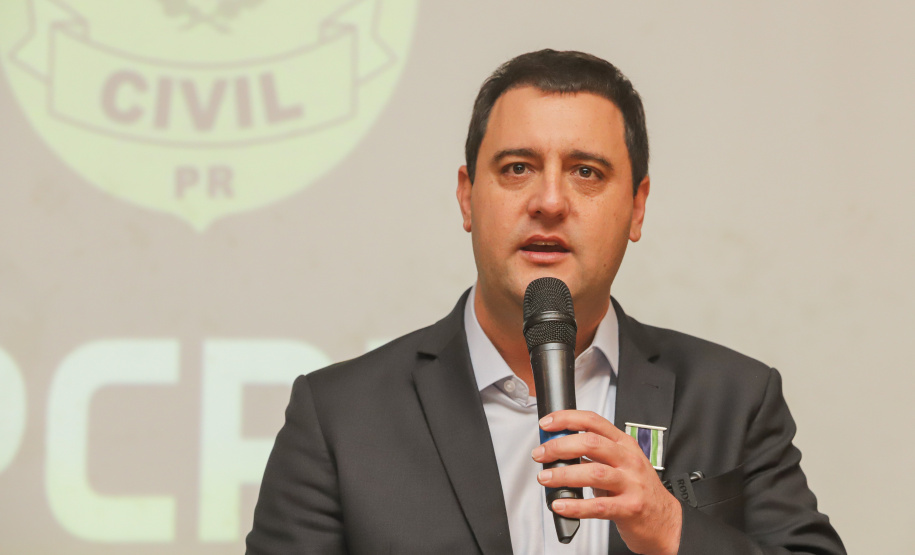 Governador comemora avanços na segurança pública em entrega de homenagens da Polícia Civil