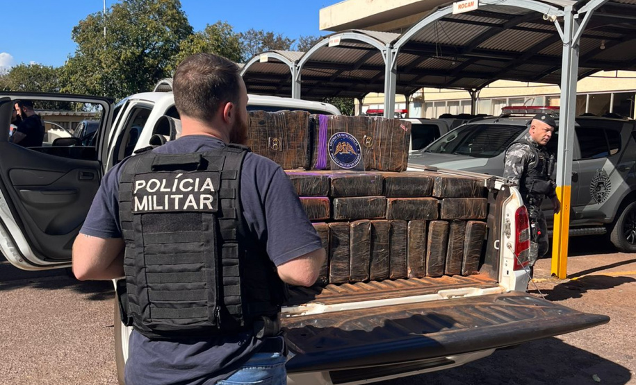 Polícia Militar apreende 1,5 tonelada de droga e munições no Oeste