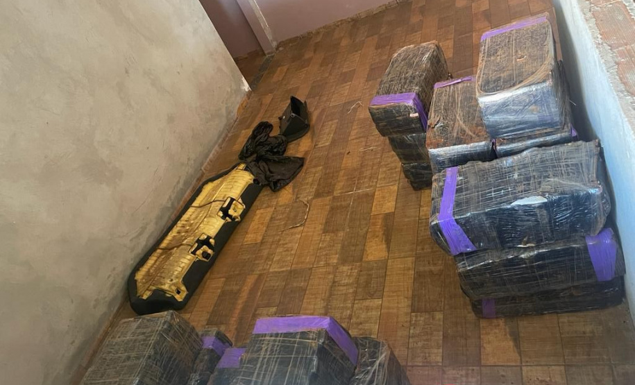 Polícia Militar apreende 1,5 tonelada de droga e munições no Oeste
