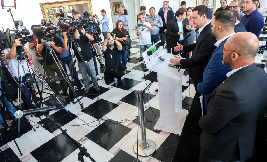 Governador anuncia pacote de ações de prevenção à violência nas escolas