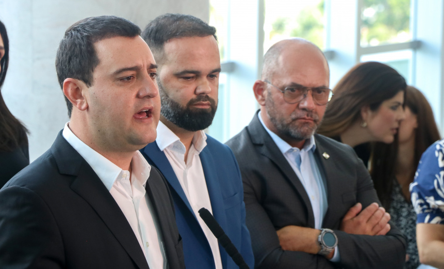 Governador anuncia pacote de ações de prevenção à violência nas escolas