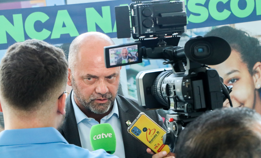 Governador anuncia pacote de ações de prevenção à violência nas escolas