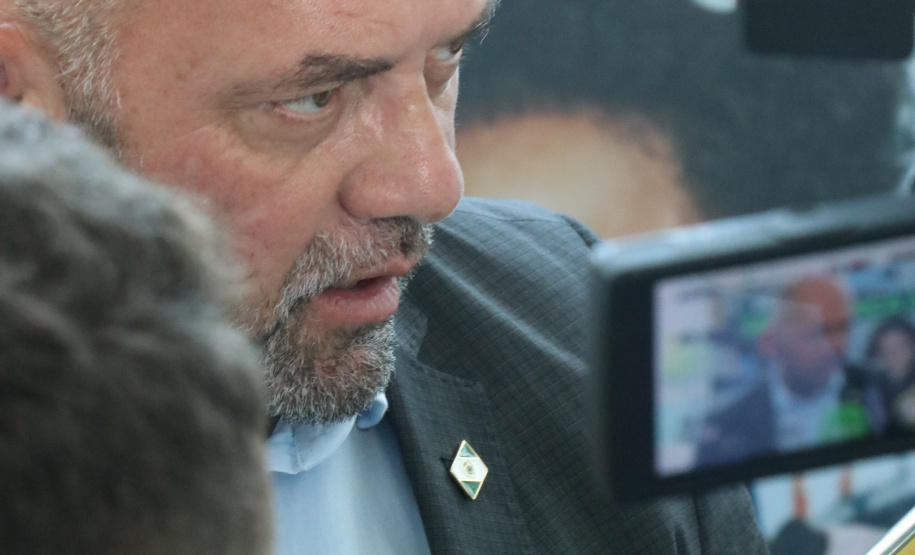 Governador anuncia pacote de ações de prevenção à violência nas escolas