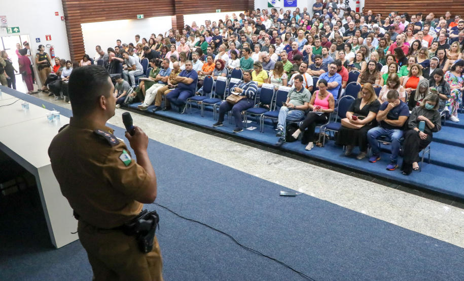 Começa treinamento para diretores da rede estadual com foco na segurança escolar