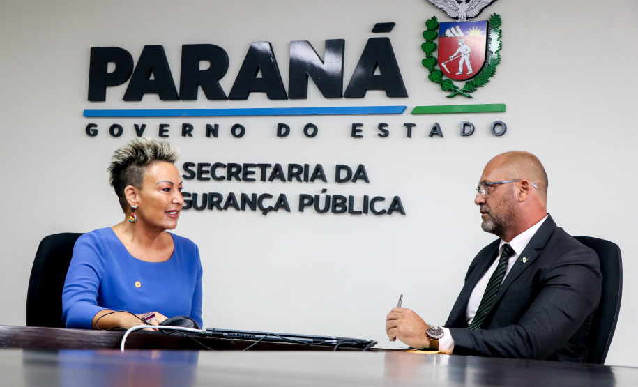 Secretário Hudson recebe a Deputada Estadual Cloara Pinheiro