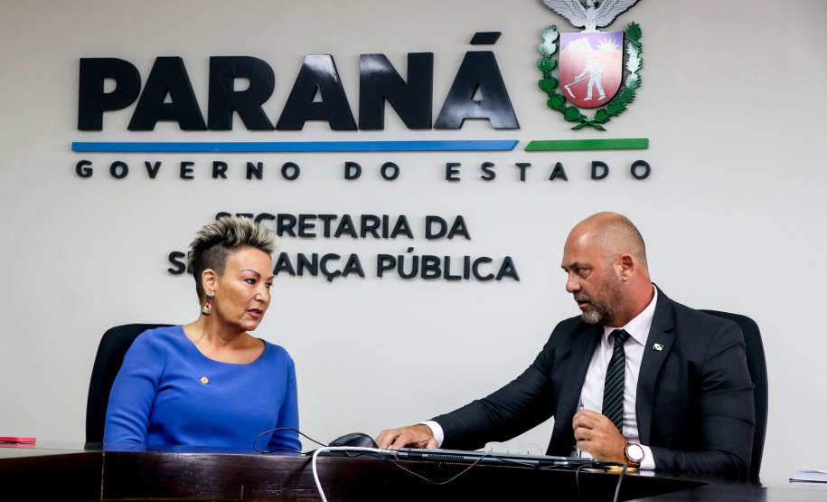 Secretário Hudson recebe a Deputada Estadual Cloara Pinheiro