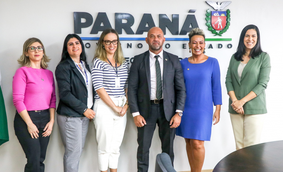 Secretário Hudson recebe a Deputada Estadual Cloara Pinheiro