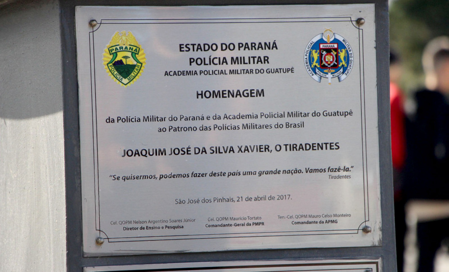 Polícia Militar do Paraná realiza o tradicional Desfile de Tiradentes