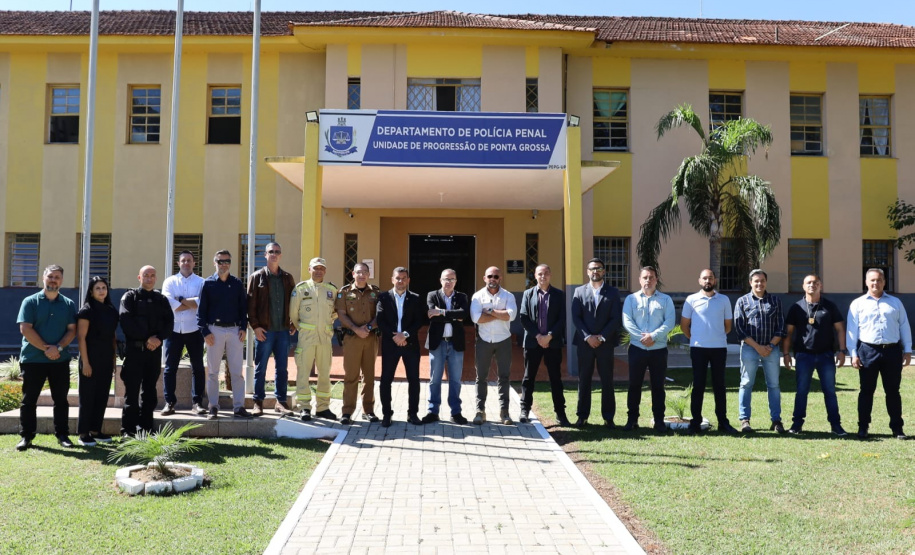 Secretário Hudson faz visita técnica em duas unidades prisionais no interior do Estado
