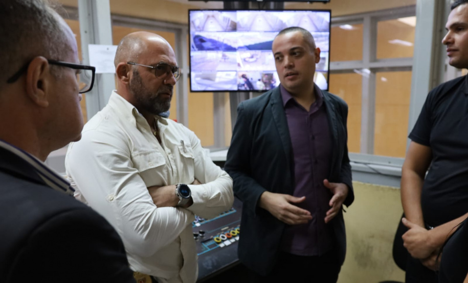Secretário Hudson faz visita técnica em duas unidades prisionais no interior do Estado