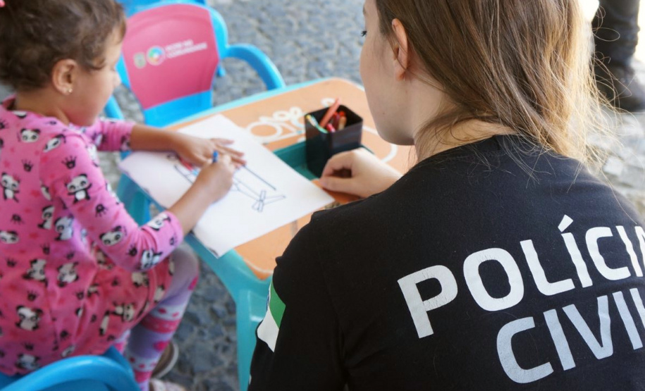 PCPR atende mais de 500 pessoas durante atividade em Fazenda Rio Grande