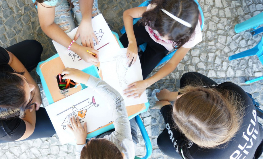 PCPR atende mais de 500 pessoas durante atividade em Fazenda Rio Grande