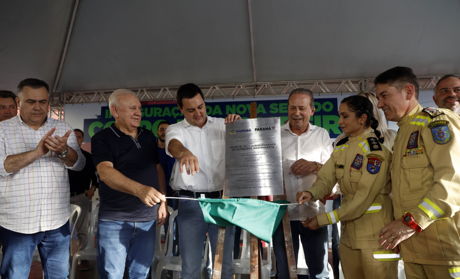 Governador inaugura sede do Corpo de Bombeiros e libera novos investimentos para Ivaiporã